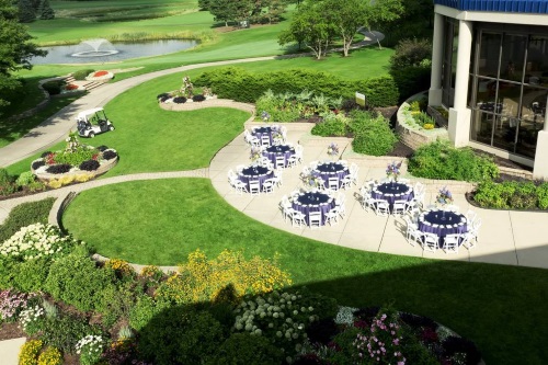 Hilton Chicago Oak Brook Hills Resort buitenterras 2